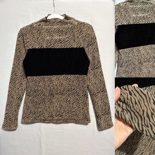 (Category: ) located in . Submitted by madamvcloset (Listing ID 1468454703, Image 1). Description: .