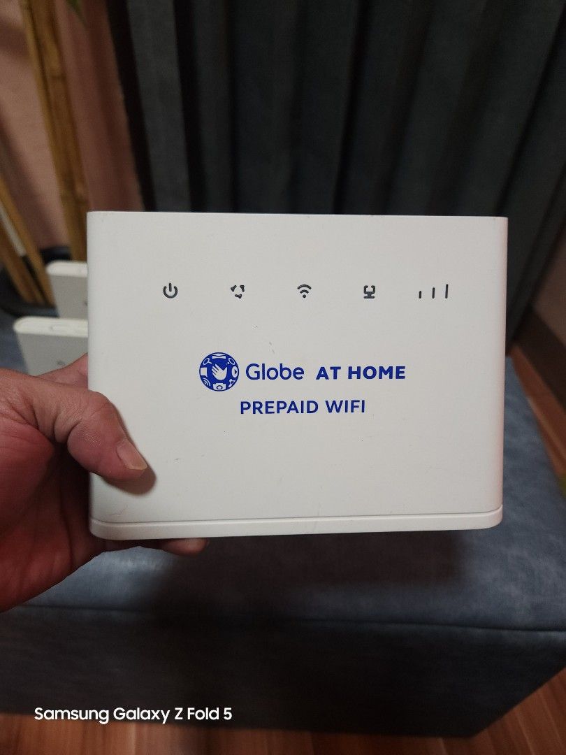 Globe Prepaid Wifi Modem (Category: Networking) located in Manila. Submitted by chrizchild20 (Listing ID 1468424363, Image 2). Description: Globe Prepaid Wifi Modem ● 100% No Issue ● No Simcard bili nalang kayo ng Globe or Gomo Sim mura lng naman yun. ● with Power Adapter ● Plug and Play ● No Need Configuration 900 pesos each lalamove nyo nalang kung malayo kayo, own book at rider nyo po yan kaya safe kayo. from Tondo Manila ako.