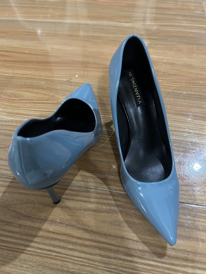 Glossy Blue Pointed Toe Stiletto Heels (Category: Heels) located in Cagayan de Oro. Submitted by elviecup (Listing ID 1468419323, Image 3). Description: Gorgeous glossy blue pointed-toe stiletto heels. Slip-on style with a sleek finish and contrast black lining. Perfect for parties, work, or nights out. Grab these statement shoes today!.