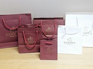 收藏品 記念品 食品 節日禮品 禮券 糖果 酒 節日禮品 禮籃 禮盒 利是封 月曆 記事簿 錢幣 紙幣 郵票 首日封 車票 年曆卡 古董 CD 錄音帶 樂器 筆 收藏書籍 一般書籍雜誌 銀行產品 收藏品 3