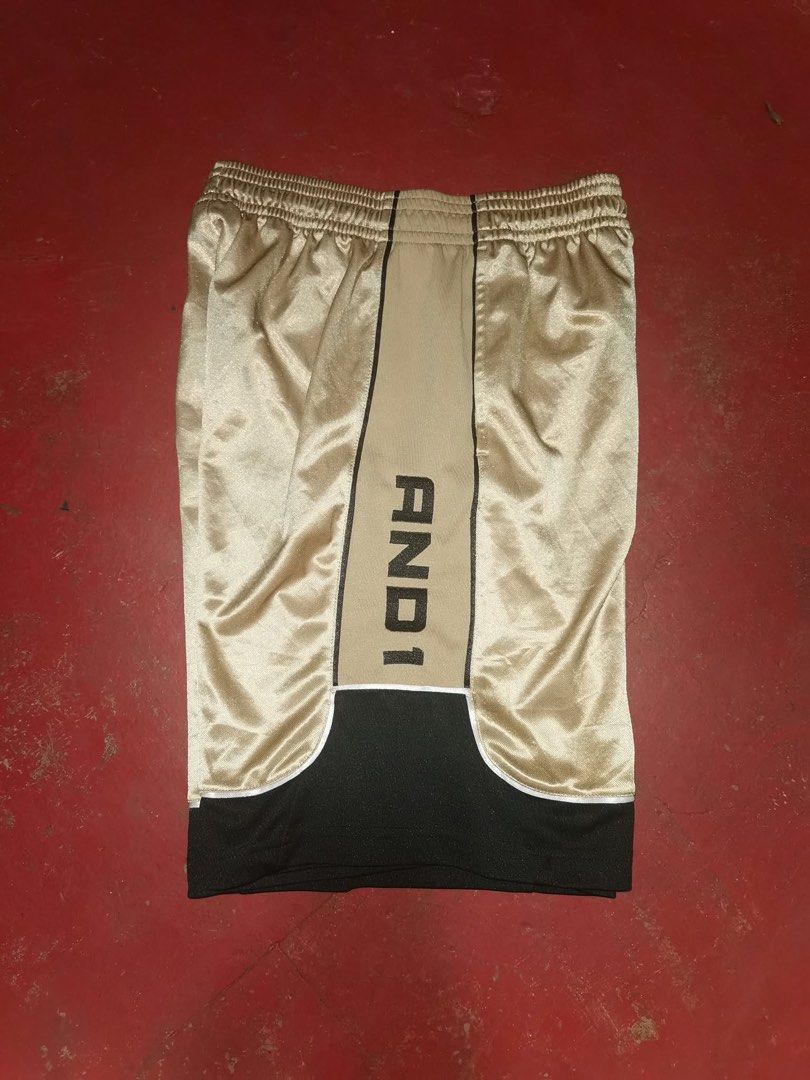 gold and 1 (Category: Shorts) located in Alegria. Submitted by snowf. (Listing ID 1468421039, Image 1). Description: size medium.