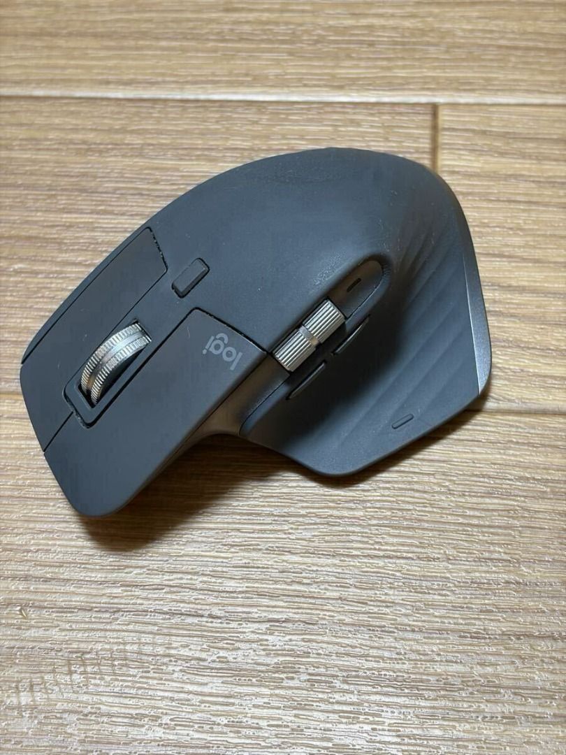 [Good Condition] Logicool MX MASTER 3S Wireless Mouse (Graphite, MX2300GR) – Includes all original accessories; tested and fully functional. (Category: Mouse & Mousepads) located in Caloocan City. Submitted by letao_shopping_ph (Listing ID 1468309983, Image 3). Description: [Product Description] This is a high-performance wireless mouse from Logitech (Logicool): the MX MASTER 3S (model number: MX2300GR). It has been tested and is in full working 