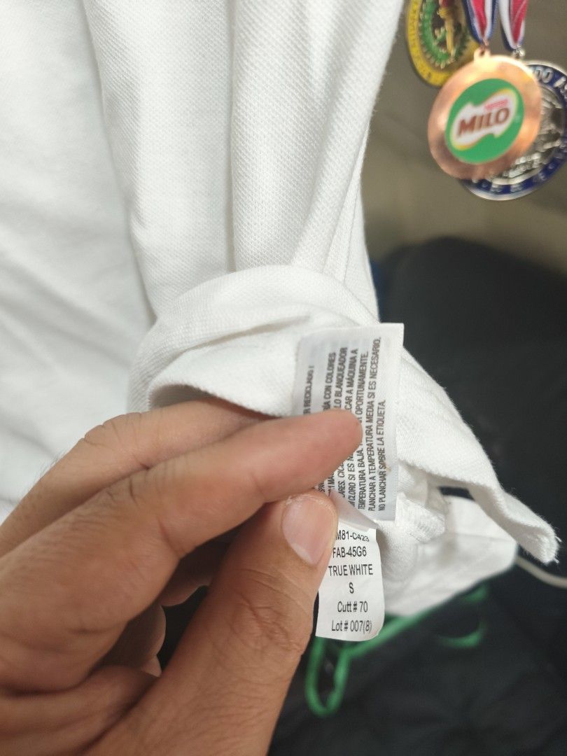 Goodfellow Poloshirt White Medium (Category: Tshirts & Polo Shirts ) located in Pasig City. Submitted by althentic.ph (Listing ID 1468292167, Image 3). Description: 120 + J&T Shipping Fee Original GoodFellow PoloShirt White Size Small on tag, fits up to MEDIUM Actual Measurements: Width - 20" Length - 27.5" Very Good Thrifted Condition 9/10 ✔Tags are available upon request, can be sent thru PM ✔fix price ✔payment first policy thru gcash/bpi onlin