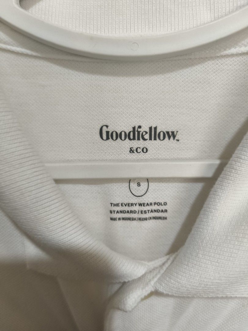 Goodfellow Poloshirt White Medium (Category: Tshirts & Polo Shirts ) located in Pasig City. Submitted by althentic.ph (Listing ID 1468292167, Image 2). Description: 120 + J&T Shipping Fee Original GoodFellow PoloShirt White Size Small on tag, fits up to MEDIUM Actual Measurements: Width - 20" Length - 27.5" Very Good Thrifted Condition 9/10 ✔Tags are available upon request, can be sent thru PM ✔fix price ✔payment first policy thru gcash/bpi onlin