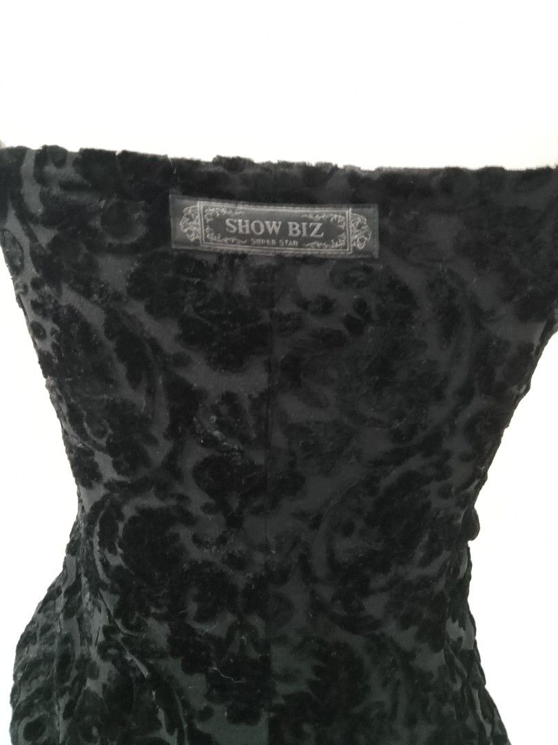 Gothic fury top (Category: Others Tops) located in Cotabato. Submitted by winonasallure (Listing ID 1468304910, Image 3). Description: size:small.