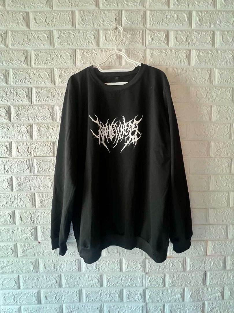 Gothic Metal Sweatshirt (Category: Longsleeves) located in Cebu City. Submitted by chrisjayma26571 (Listing ID 1468326059, Image 1). Description: Relaxed fit, size XXL but fit to XL..