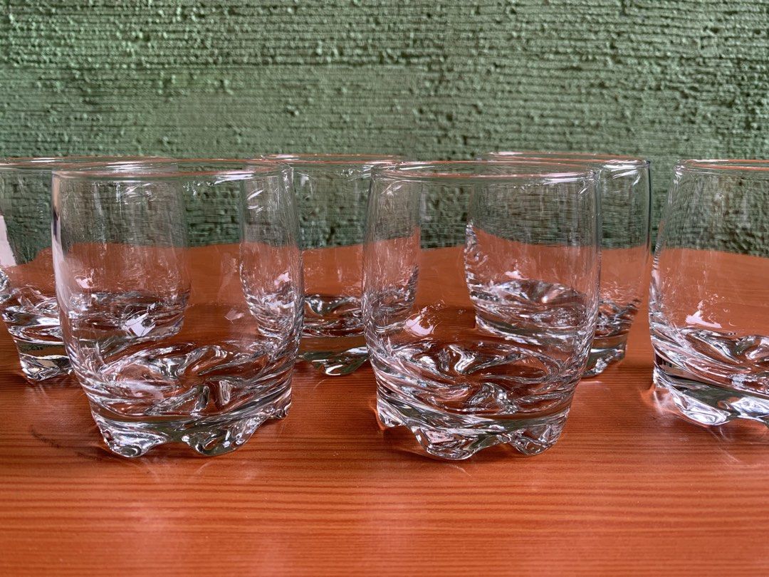 Gürallar 6-Pc Glassware Set (Made in Turkey) (Category: Dinnerware & Cutlery) located in Antipolo. Submitted by rex.dn (Listing ID 1468353274, Image 3). Description: Original branded glassware from Gürallar ArtCraft / Adora RFS: Decluttering •Made in Turkey •6 pcs complete — no missing glasses •Never used •No cracks, chips, or damages •Cleaned and ready to use •Original box included •Glasses are in excellent condition •Great for serving water, ju