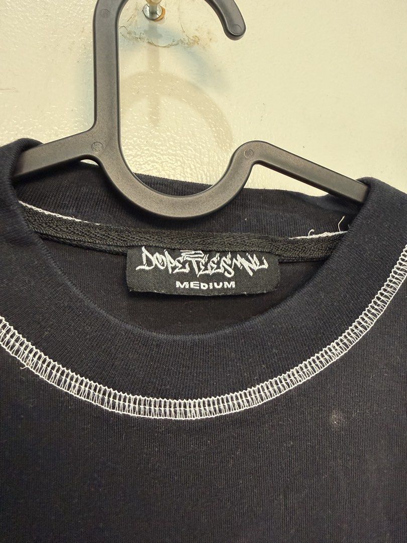 Graphic Tee Black (Category: Tshirts & Polo Shirts ) located in Manila. Submitted by katsinlao (Listing ID 1468284279, Image 3). Description: Details Size: Medium Condition:Excellent (used twice) RFS: Decluttering Payment: - Payment first policy - Gcash - Maya - Gotyme - COD (if lalamove) - Cash if meet up .