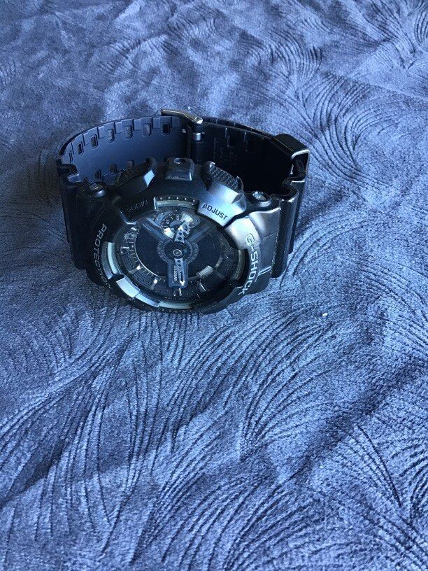 Gshock Casio GA-100 original (Category: Men's Watches) located in Baguio. Submitted by agozun61 (Listing ID 1468288726, Image 3). Description: Casio gshock original.color black good condition..