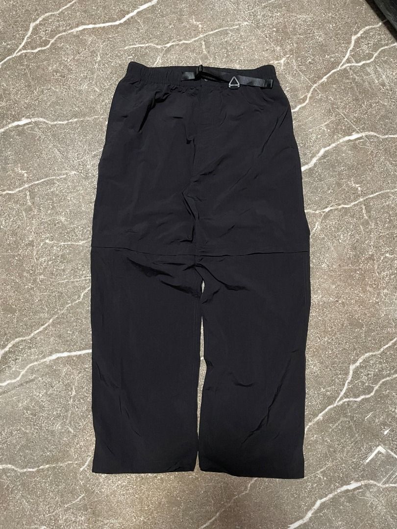 GU Convertible Pants (Category: Trousers) located in Lucena. Submitted by 0174.archive (Listing ID 1468429173, Image 1). Description: very good used condition no flaws size m on tag Actual Measurements (inches) Waist: 15-17 / 30-34 around Length: 39.5 Leg opening: 10 Message before buying. Items are pre-loved / second hand used. Manage your expectations. Buy with confidence. No return no exchange. Additional Shipping Fee Ship via JRS / JNT MOP GC