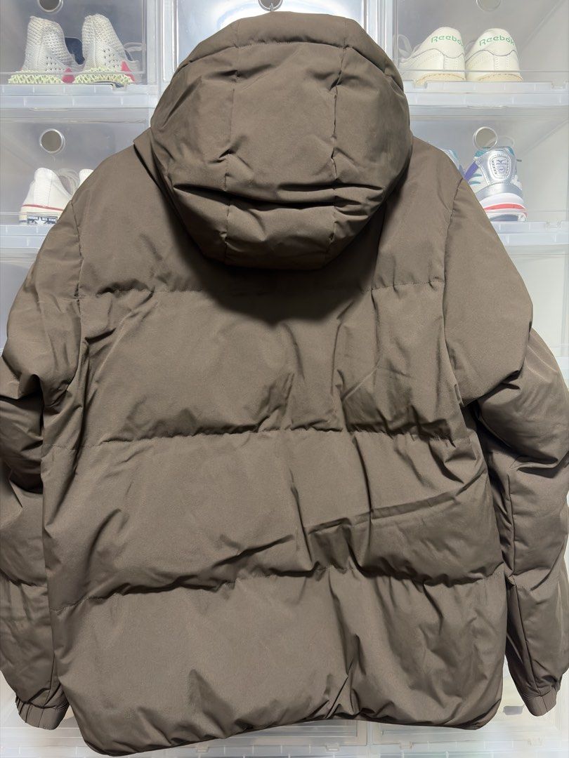 GU Puffer Jacket (Category: Coats, Jackets and Outerwear) located in Muntinlupa City. Submitted by jhurrific (Listing ID 1468316911, Image 2). Description: GU Puffer Jacket - Size: Large *Payment First: Bank Transfer or GCash *Buyer handles and shoulders shipping.