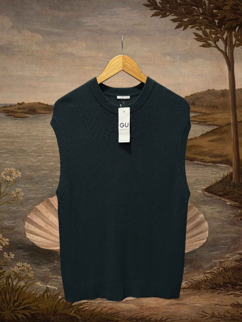 GU relaxed fit knit vest (Category: Activewear) located in Dasmarinas. Submitted by thrifteefinds (Listing ID 1468394685, Image 1). Description: GU relaxed fit knit vest Size: XS 21W 25.5L BNWT M/Mine: 500 DM: Name | Contact | Address & Brgy Please comment MINE only if you’re 100% sure and ready to pay. No return or exchange.