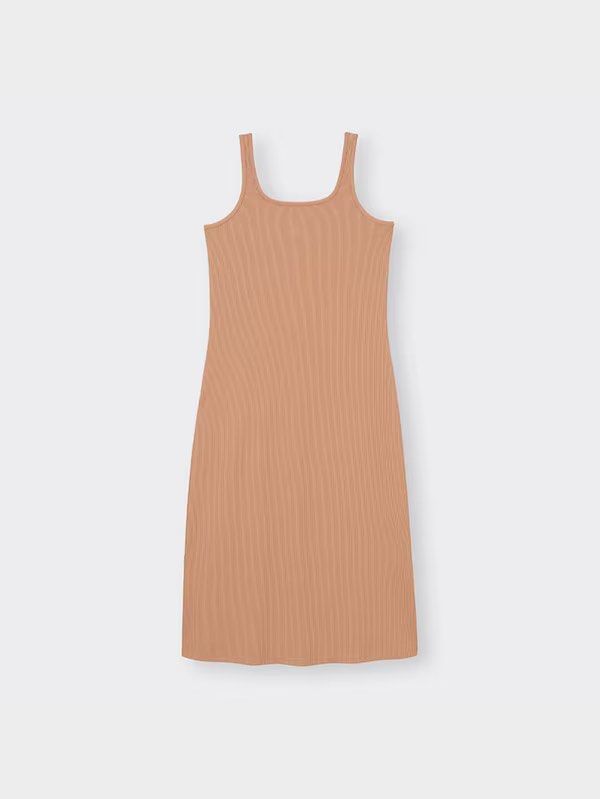 GU Ribbed Long Dress (Category: Dresses) located in Makati City. Submitted by _allthingsuniqlogumuji (Listing ID 1468387782, Image 2). Description: ✦ AUTHENTIC | PRISTINE CONDITION ◇ TAG SIZE: xl ◇ COLOR: 25 orange ◇ ACTUAL MEASUREMENTS: pit to pit 18-19" x length 47" 𓂃 Please check measurements before purchasing. ✦ FIRST TO PAY = PRIORITY ◇ MOP: GCASH / BPI ◇ CROSS-LISTED ✦ PICK-UP Lalamove / Grab 𓂃 Advance scheduling required ✦ DELIVERY J&T /