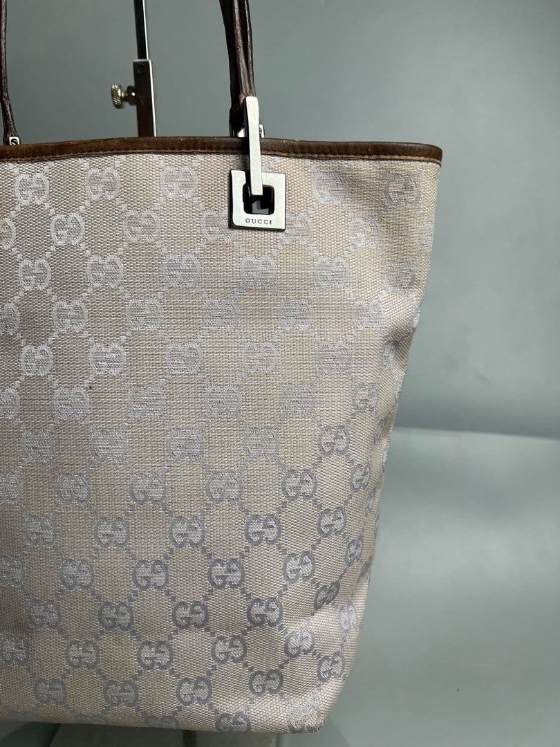 Gucci - Guccissima - Small Tote Bag (Category: Luxury Bags & Wallets) located in San Pablo. Submitted by hiddenrygn (Listing ID 1468460233, Image 2). Description: Gucci - Guccissima - Small Tote Bag Rank AB Minor flaws signs of usage See detailed pics Authentic DM!.