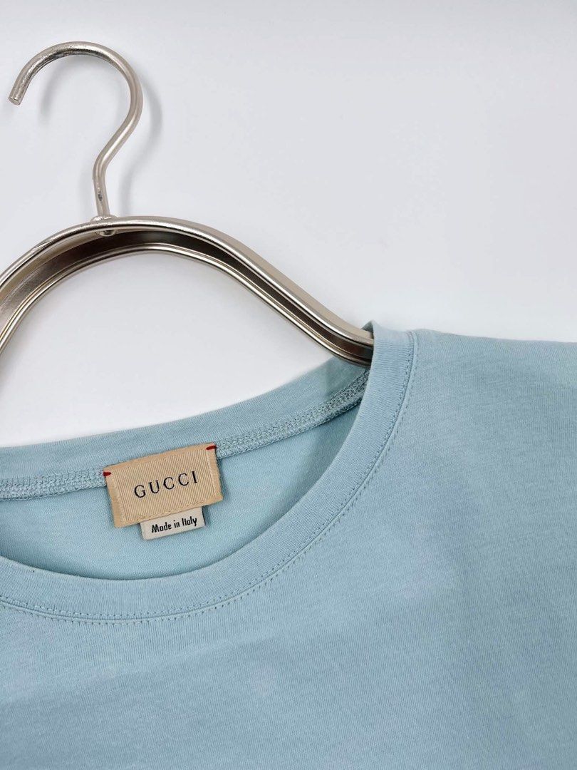 ▪️Gucci - The Jetsons shirt (Category: Luxury Apparel) located in Makati City. Submitted by aveltot_rig (Listing ID 1468398030, Image 2). Description: Item: Gucci - The Jetsons shirt Dimes: width: 19.5 x length: 24.5 📏 Condition: like new! ✨.