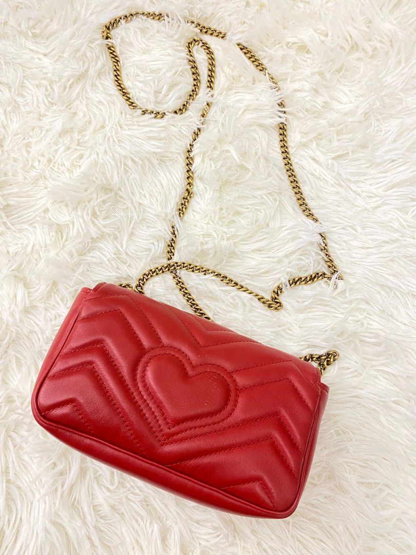 Gucci mini red marmont (Category: Luxury Bags & Wallets) located in Makati City. Submitted by realfranzia09 (Listing ID 1468456034, Image 2). Description: Authentic with entrupy money back guarantee if fake♥️ pwedeng pwede sa maarte bag only.