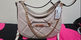由 lea_preloved.tw (刊登 ID 1468329352，圖片 1) 提交，位於 的 (類別：)，說明：。