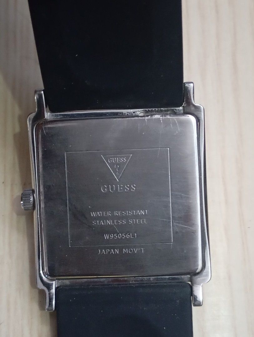 Guess big size (Category: Women's Watches) located in Las Pinas. Submitted by quick_deals_great_finds2 (Listing ID 1468344937, Image 2). Description: Original good working condition Quartz with battery.