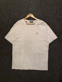 (Category: ) located in . Submitted by bsb.streetluxvintage.clothing (Listing ID 1468424635, Image 1). Description: .