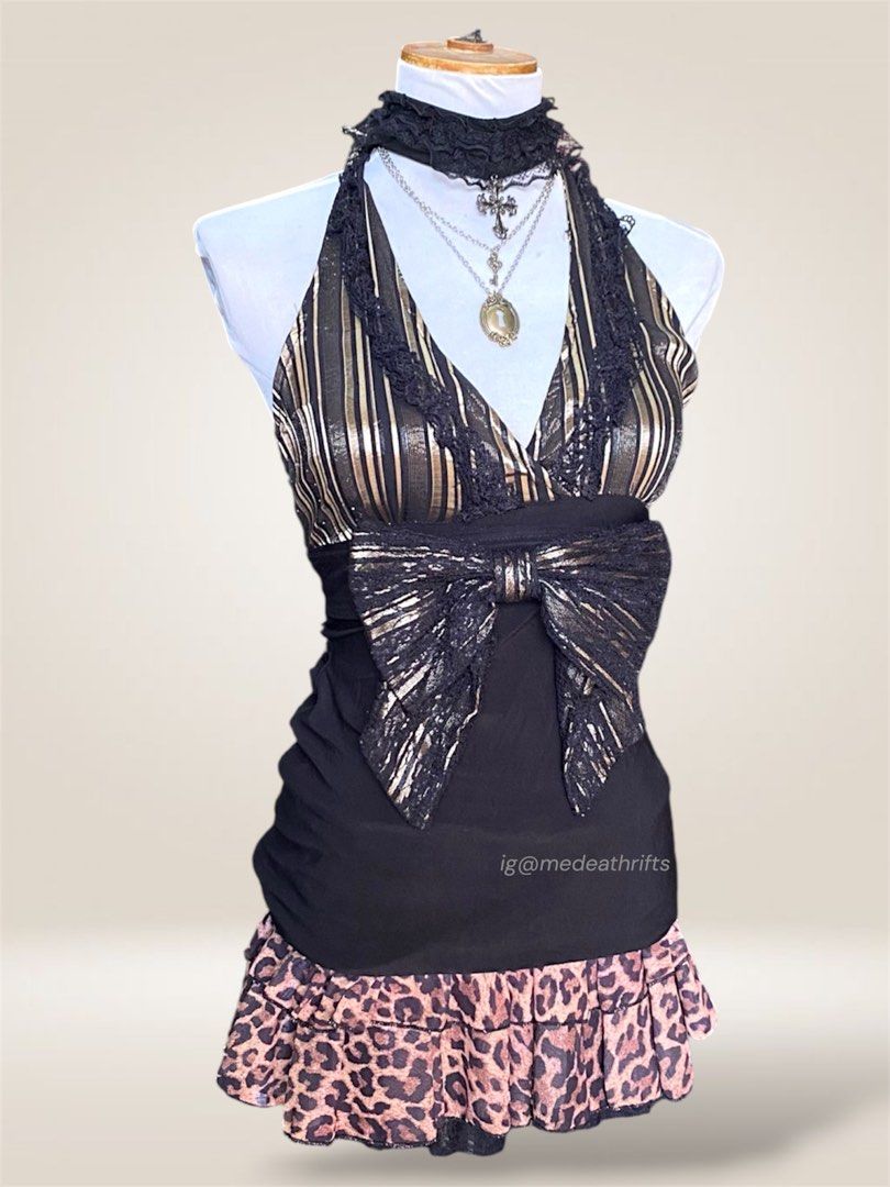 gyaru big bow top japan (Category: Blouses) located in Cavite. Submitted by medeathrifts (Listing ID 1468480331, Image 2). Description: 𝜗𝜚 big bow gyaru halter top 🇯🇵 ── ⟢ ・⸝⸝ ⋮ ⌗ ┆꩜ 𝒔𝒊𝒛𝒆: 𝒔𝒎𝒂𝒍𝒍–𝒎𝒆𝒅𝒊𝒖𝒎 (𝒐𝒏𝒆 𝒔𝒕𝒐𝒄𝒌 𝒐𝒏𝒍𝒚) ⋮ ⌗ ┆꩜ black 𝐚𝐜𝐭𝐮𝐚𝐥 𝐜𝐨𝐥𝐨𝐫 ♡ ⋮ ⌗ ┆꩜ 𝒅𝒆𝒇𝒆𝒄𝒕: — ── ⟢ ・⸝⸝ fixed price ୨୧ 𝐜𝐥𝐚𝐢𝐦: ₱𝟏,𝟗𝟗𝟗 | $𝟑𝟒 𝐔𝐒𝐃 (𝒂𝒖𝒕𝒐 𝒚𝒐𝒖𝒓𝒔).