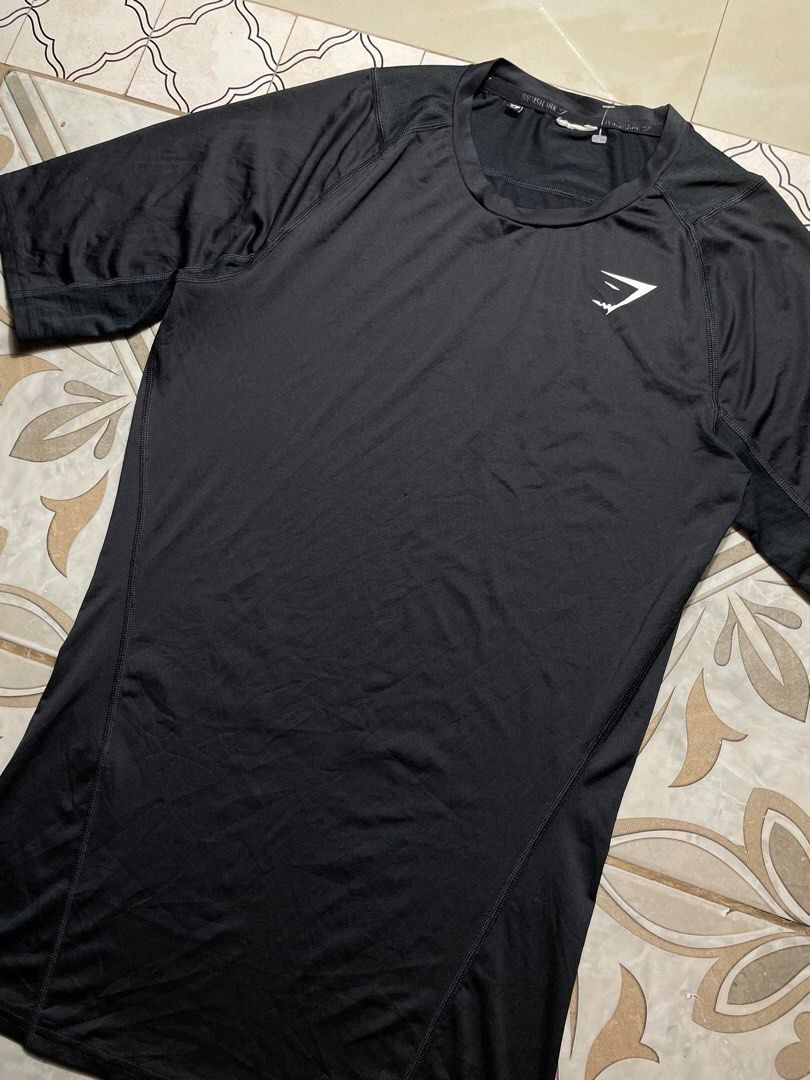 Gymshark Element Baselayer T-Shirt (Category: Activewear) located in Caloocan City. Submitted by renowear (Listing ID 1468286299, Image 2). Description: Gymshark Element Baselayer T-Shirt As New Condition Color Rate: 10/10 No Issue Cut Washtag Measurements • Width: 17.5 • Length: 28.5 Price: 850 obo DM IF INTERESTED📥.