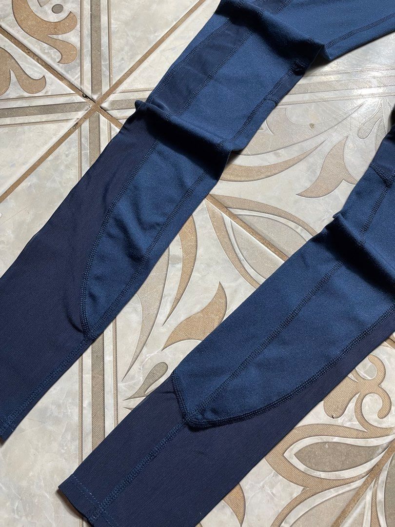 GymShark Leggings (Category: Activewear) located in Caloocan City. Submitted by renowear (Listing ID 1468286844, Image 3). Description: GymShark Leggings Brandnew Condition Color Rate: 10/10 No Issue Measurements • Width: 20/30 • Length: 37 Price: 1000 obo DM IF INTERESTED📥.