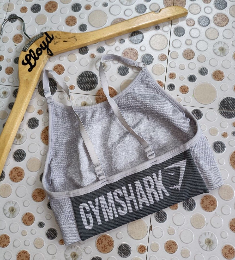 Gymshark sport bra (Category: Others Tops) located in Manila. Submitted by chavez_lloyd (Listing ID 1468422863, Image 1). Description: Wts Gymshark Flex Sports Bra Size: XS Good asnew LOC: negross occidental.