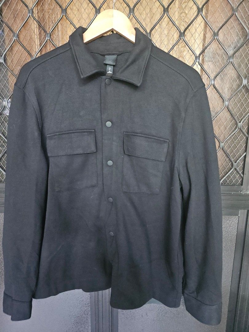 H and M cotton overshirt (Category: Coats, Jackets and Outerwear) located in Pasig City. Submitted by a.ejs. (Listing ID 1468292715, Image 1). Description: H and M cotton overshirt Black Large, 23 x 28 Good as new, used couple of times 600 Santolan, Pasig.