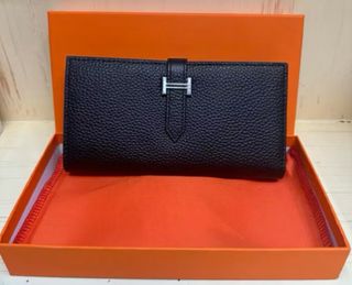 (Category: ) located in . Submitted by japanandsingaporeluxepreloved (Listing ID 1468335064, Image 1). Description: .