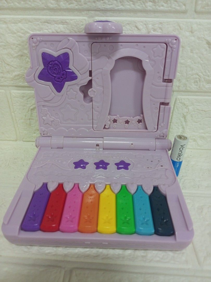 Happiness Charge Pretty Cure! Fortune Piano (Category: Kids Toys) located in Quezon City. Submitted by mackylolz (Listing ID 1468435032, Image 3). Description: Happiness Charge Pretty Cure! Fortune Piano Authentic Japan Item Tested and Working Sound Battery: 2pcs AAA (not included) What you see is what u get Pls see pic for details.