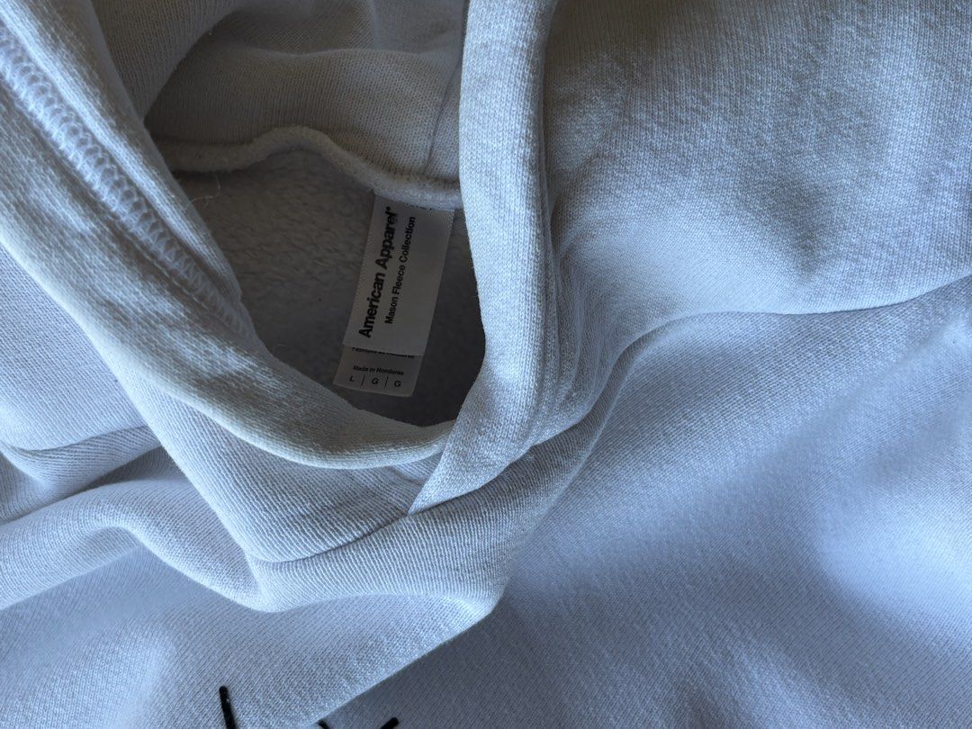 Heavy White Dice Hoodie (Category: Hoodies) located in Caloocan City. Submitted by babydoll696 (Listing ID 1468356732, Image 3). Description: HEAVY MATERIAL HOODIE NEED WASH + SHIPP PM ME FOR MORE DETAILS.