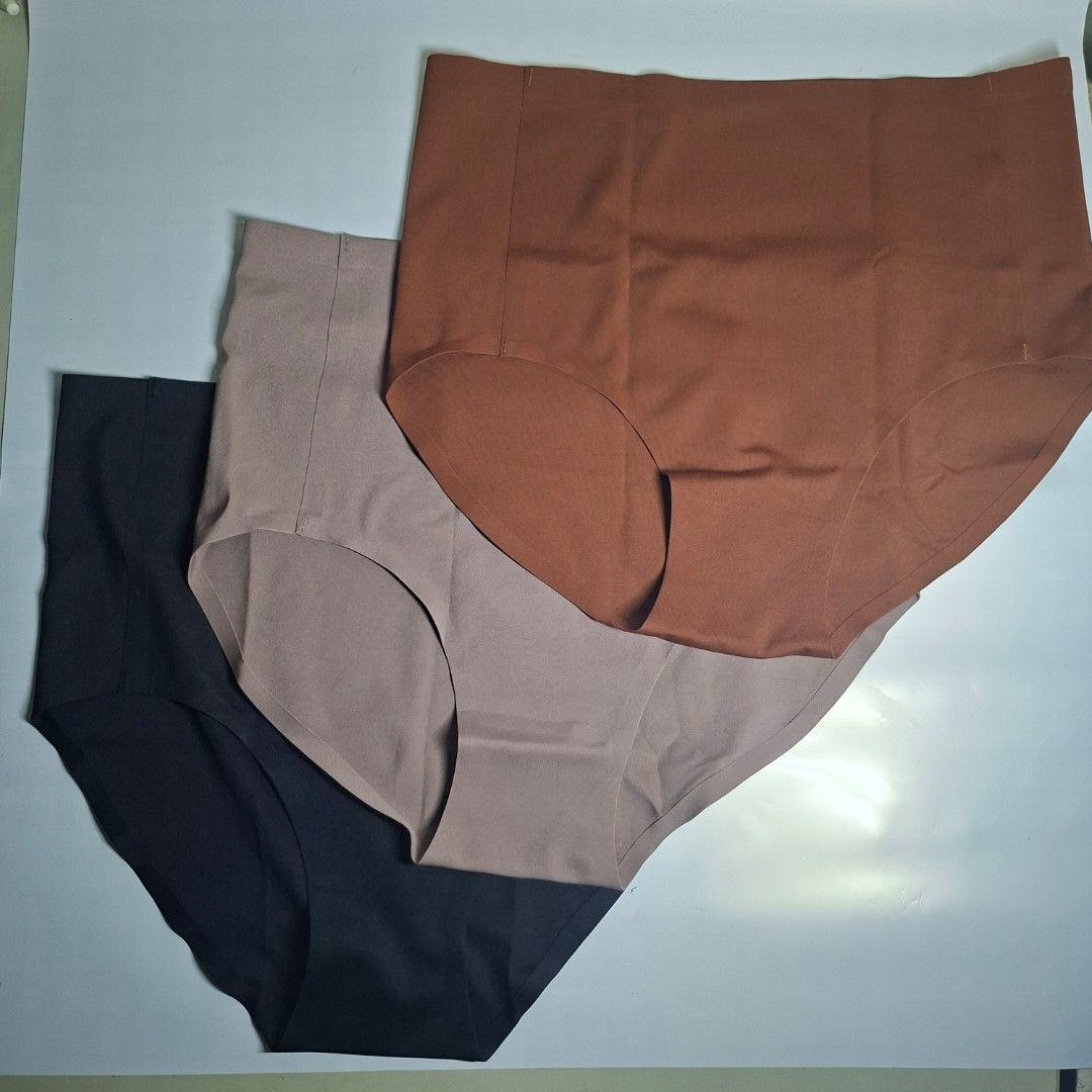 HERAH SEAMLESS UNDERWEAR LARGE 28-32 (Category: Undergarments & Loungewear) located in Paranaque City. Submitted by iloveem (Listing ID 1468458272, Image 3). Description: 3 for 299 Large Brand New.