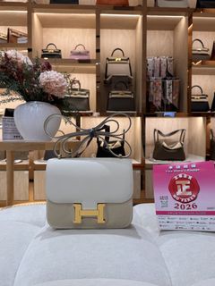 （分類：）位於 。 由 cchermesluxury 提交（商品編號 1468379340，圖片 1）。簡介： 。