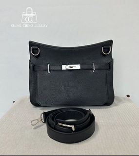 （分類：）位於 。 由 chingchingluxury 提交（商品編號 1468456584，圖片 1）。簡介： 。