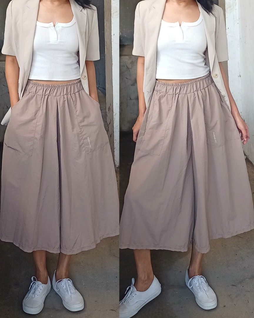 Highwaist coffee brown wide flowy squarepants (Category: Other Bottoms) located in Davao. Submitted by kannikasok1987 (Listing ID 1468323407, Image 1). Description: 100% nylon Wd side pocket Waist 24-34 (garterize) L 29 good as new.