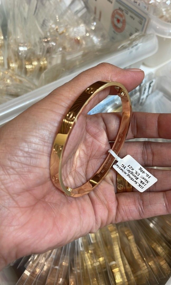 Hks Love bangle screwtype (Category: Bracelets) located in Manila. Submitted by shaineofpreciousjewelshop (Listing ID 1468357955, Image 1). Description: .