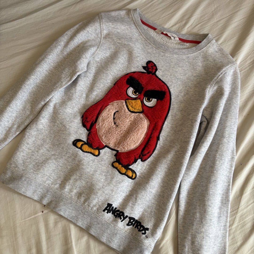 H&M Angry Bird Fluffy Sweater (Category: Babies & Kids Fashion) located in Binan City. Submitted by myprelovedhaul (Listing ID 1468335090, Image 1). Description: Width 15 , length 22 - no when worn photos! - last price posted! - please message only if sure buyer! - limited replies only. - Available unless mark as sold. - Ship via j&t or lalamove for same day. -Mode of payment: Gcash 📍Biñan Laguna .