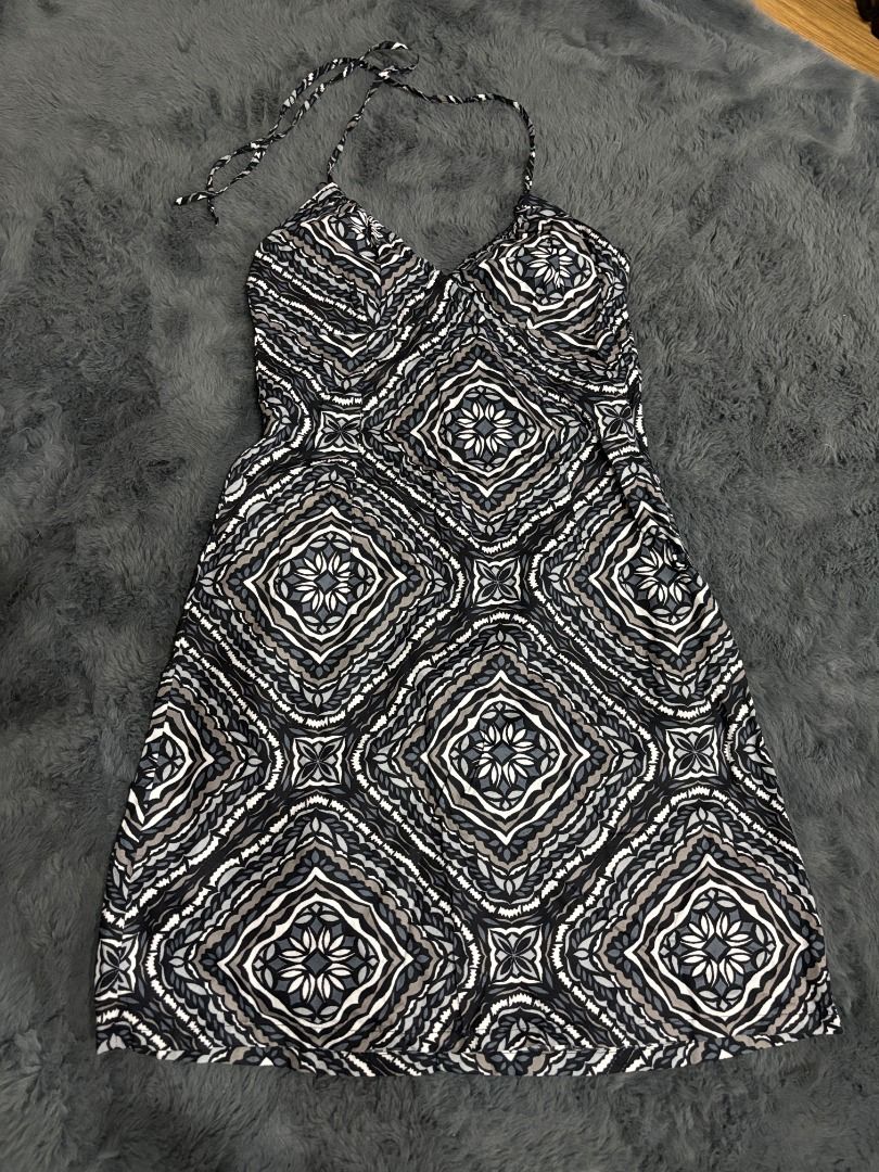 H&M Black and White Patterned Halter Neck Dress (Category: Dresses) located in Antipolo. Submitted by dddeclutter (Listing ID 1468360607, Image 1). Description: - Brand: H&M - Style: Halter neck dress with self-tie straps and flared skirt - Print/Color: Black, white, and grey geometric pattern - Fit: Stretchy smocked bodice panel - Size: US 8 / EUR 38 - Condition: Great piece for casual days or weekend lakwatsas!.