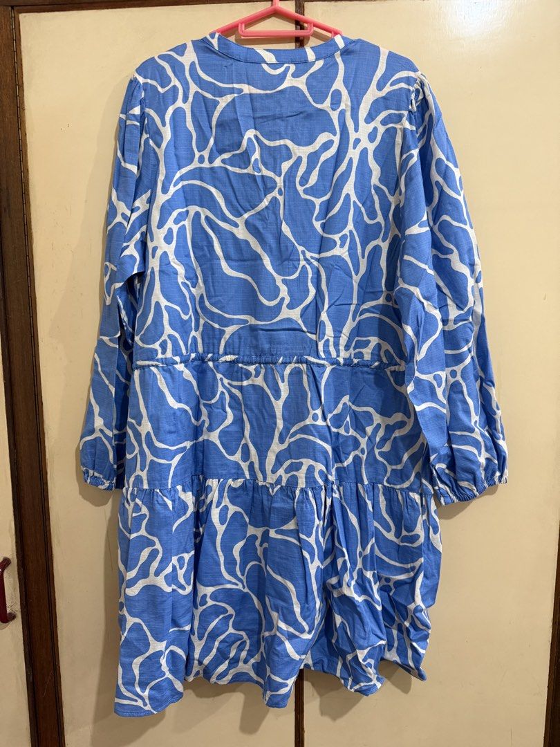 H&M Blue Linen Dress Medium (Category: Dresses) located in Manila. Submitted by preloved_new_forsale (Listing ID 1468353662, Image 2). Description: .