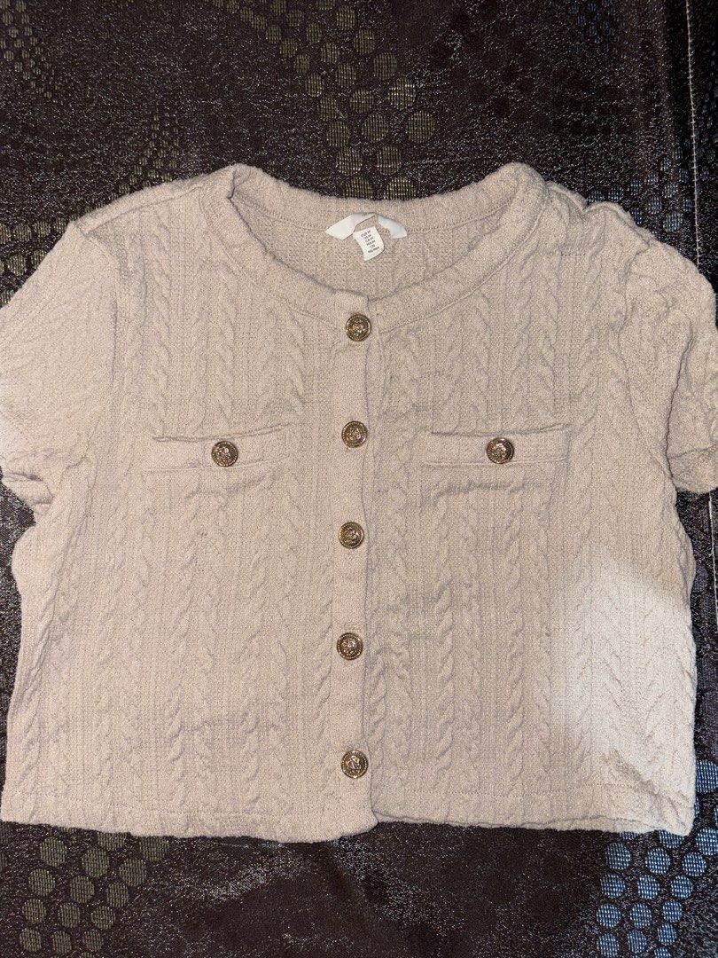 H&M cable knit top (Category: Blouses) located in Baybay. Submitted by wicosopa (Listing ID 1468408603, Image 1). Description: this one’s really cute, perf for formal wear and casual too :) price + sf mop: gcash mod: j&t.