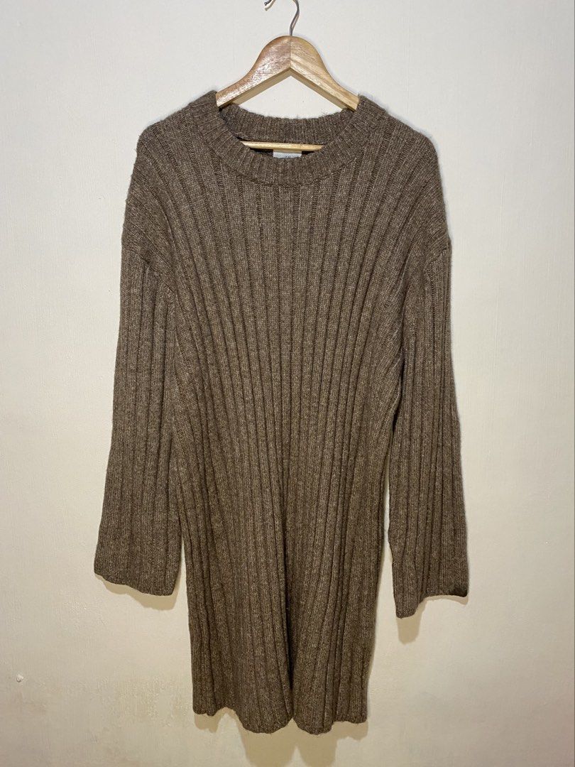 H&M rib-knit dress (Category: Dresses) located in General Trias. Submitted by aandrcollections (Listing ID 1468399166, Image 1). Description: XL Width-23” Length-36” (Laid flat measurement) .