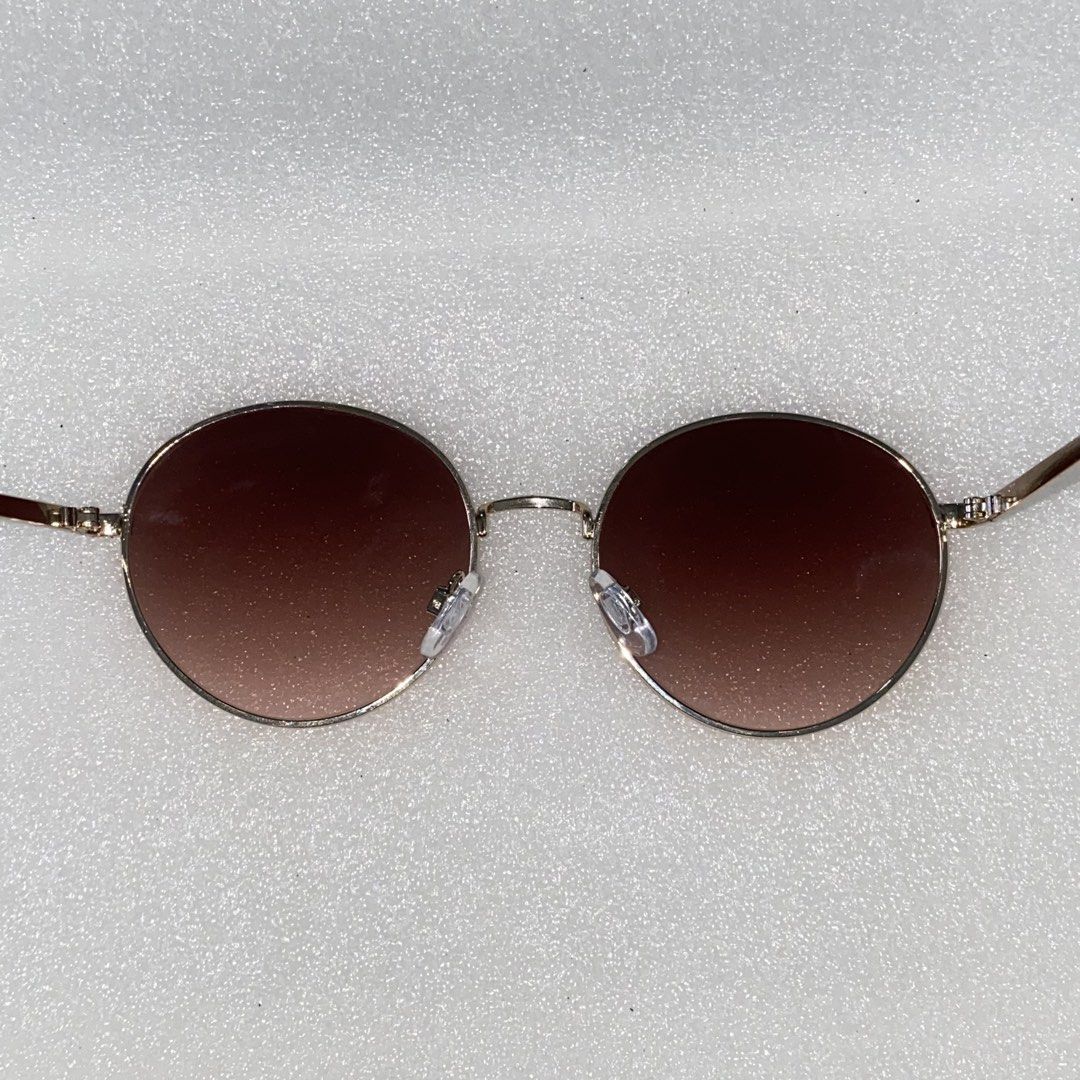 H&M Sunglasses (Category: Sunglasses & Eyewear) located in Bulacan. Submitted by jexmd (Listing ID 1468297586, Image 3). Description: .