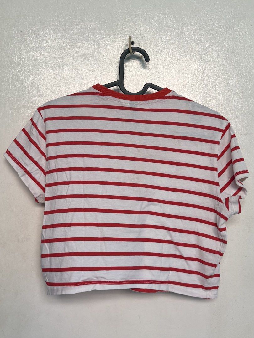 H&M White Striped Crop Top (Category: Shirts) located in Manila. Submitted by katsinlao (Listing ID 1468283931, Image 2). Description: Details: Size: Medium on tag Issue: with minimal yellow stains RFS: Decluttering, Payment: - Payment first policy - Gcash - Maya - Gotyme - COD (if lalamove) - Cash if meet up .