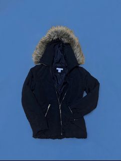 (Category: ) located in . Submitted by thriftnmore (Listing ID 1468479696, Image 1). Description: .