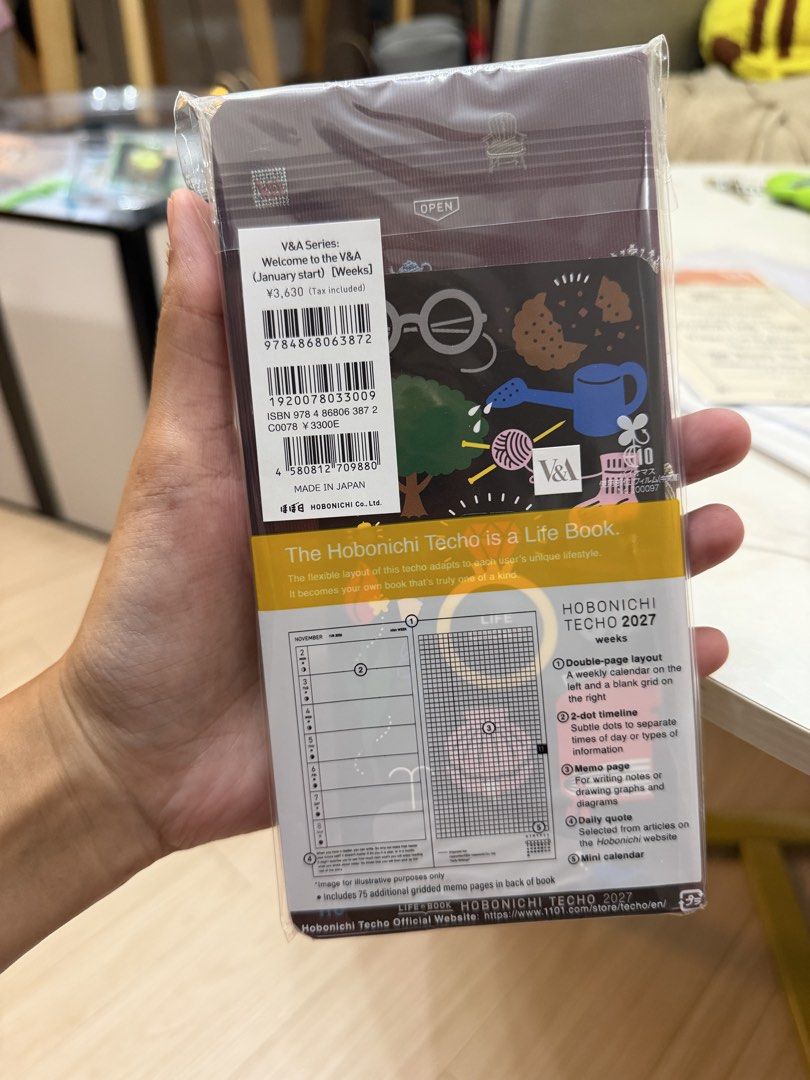 Hobonichi Weeks V&A English (Category: Stationery & School Supplies) located in Quezon City. Submitted by cjrchived (Listing ID 1468293408, Image 2). Description: Sealed and onhand.