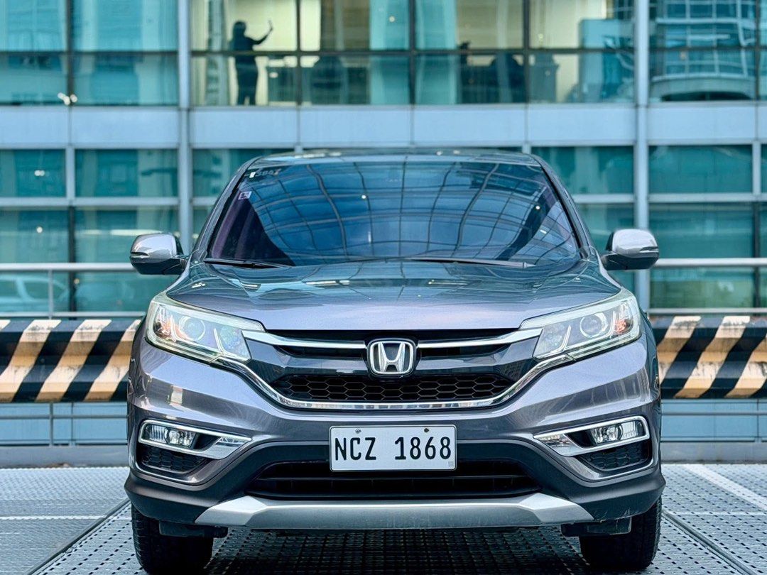 Honda CR-V 2.0 (A) (Category: Used Cars) located in Makati City. Submitted by maby_latido05 (Listing ID 1468329509, Image 1). Description: 2017 Honda CRV 2.0 S CVT AT Gas 80k ALL-IN CASH OUT‼️🔥 All IN DP - 80,742 Only 4yrs - Php 20,685 3yrs - Php 24,955 2yrs - Php 34,525 Chattel and Insurance Included ✅FREE Transfer of Ownership ✅FREE Detailing Interior & Exterior ✅FREE Bank Processing ✅FREE OBD Car Scanning 1st owned Casa Mantained Push start 7