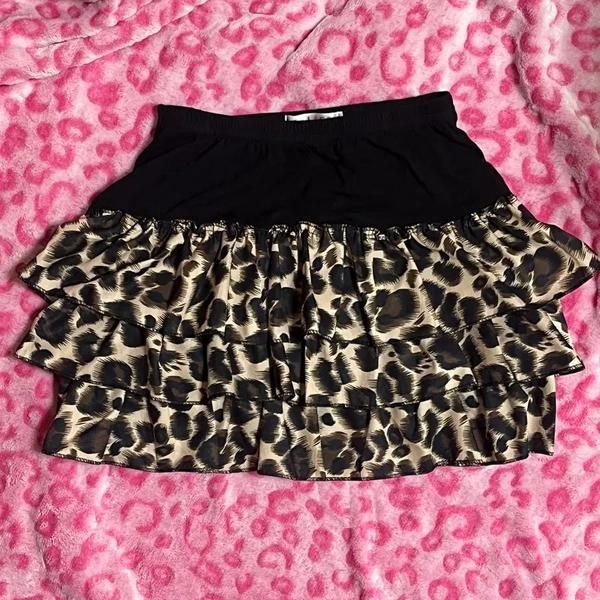 Hopi Galu Kangkang Skirt, Women's Fashion, Bottoms, Skirts on Carousell