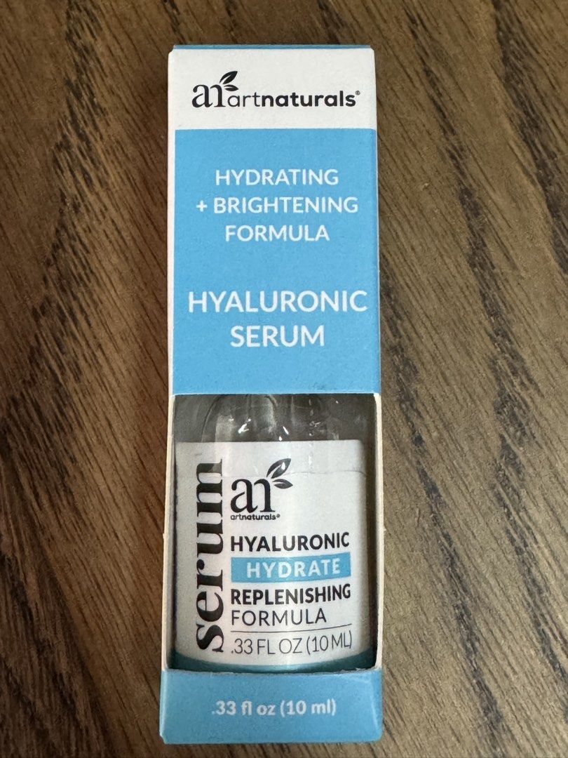 Hyaluronic Serum (Category: Face Care) located in Muntinlupa City. Submitted by venditagarage (Listing ID 1468303563, Image 2). Description: Hydrating + Brightening Formula.