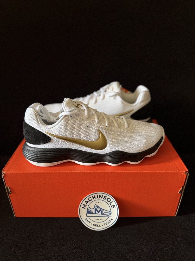 Hyperdunk 2017 “White Metallic Gold” Sizes 9M & 10M (Category: Sneakers) located in Baliuag. Submitted by mackinsole. (Listing ID 1468414199, Image 1). Description: FOR SALE ONLY Brand new and Complete Sizes 9M & 10M • P3,595.