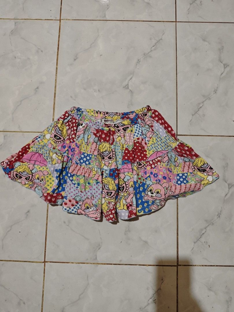 Hysteric miniskirt (Category: Skirts) located in Binalbagan. Submitted by Kristoffer_Arguelles (Listing ID 1468307173, Image 1). Description: For sale Good as new 24 to 32 waist Length 12 only Measured in inches .